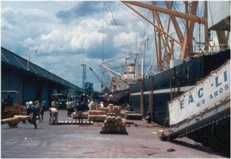 Singapore river 1968